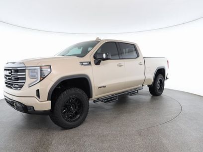 Used 2022 GMC Sierra 1500 AT4 w/ Technology Package