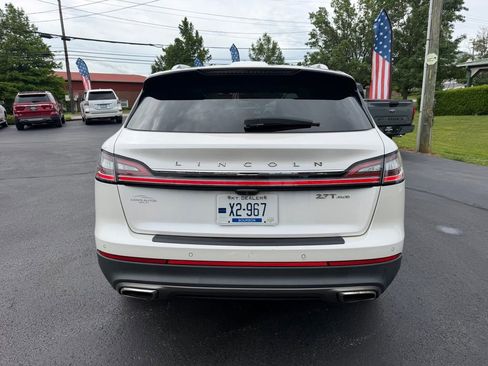 Used 2019 Lincoln Nautilus Reserve AWD/4WD image 6