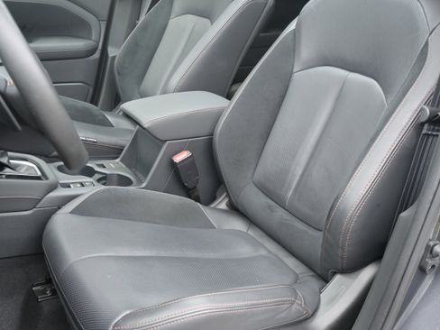 Certified 2025 Subaru Forester Touring AWD/4WD image 16