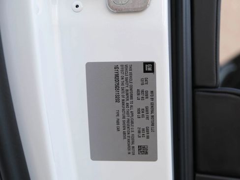 Used 2016 Chevrolet Corvette Stingray Coupe w/ 3LT Preferred Equipment Group image 45