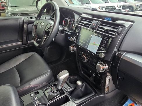 Used 2023 Toyota 4Runner TRD Off-Road Premium AWD/4WD image 49