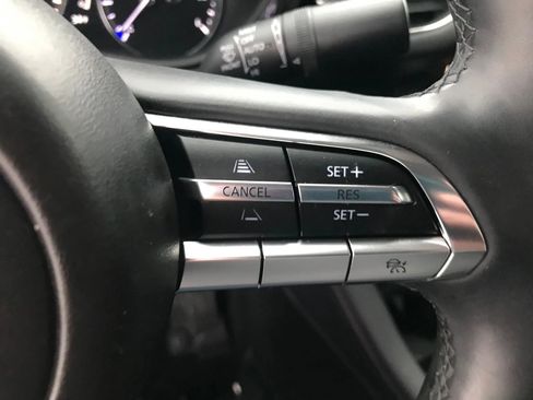 Used 2022 MAZDA MAZDA3 s image 18