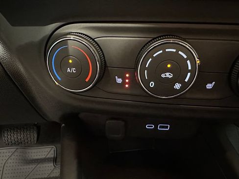 New 2026 Chevrolet Trax LS w/ LS Convenience Package FWD image 11