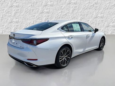 New 2025 Lexus ES 350 w/ Premium Package image 3