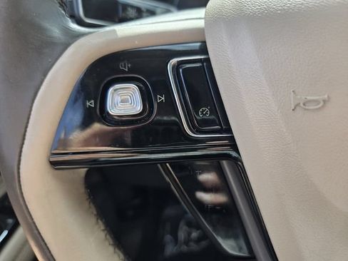 Used 2020 Lincoln Corsair FWD w/ Equipment Group 101A image 29