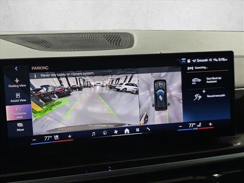 Used 2024 BMW X5 xDrive40i w/ Executive Package image 25