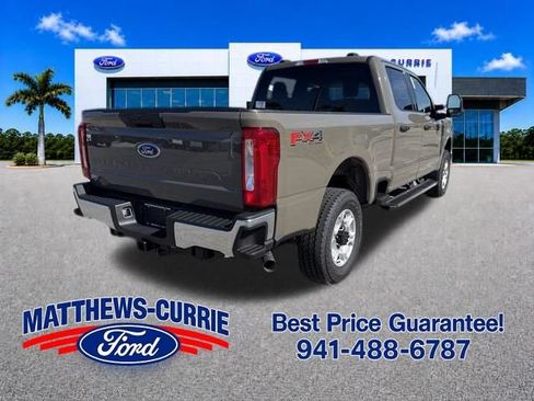 New 2026 Ford F250 XLT w/ FX4 Off-Road Package AWD/4WD image 4