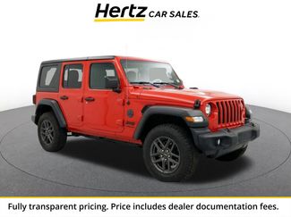 Used 2025 Jeep Wrangler Unlimited Sport AWD/4WD video 1