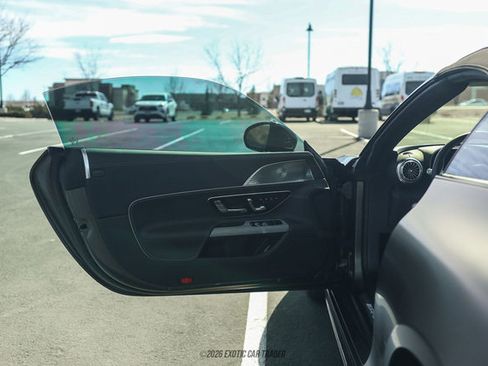 Used 2025 Mercedes-Benz SL 55 AMG 4MATIC image 33