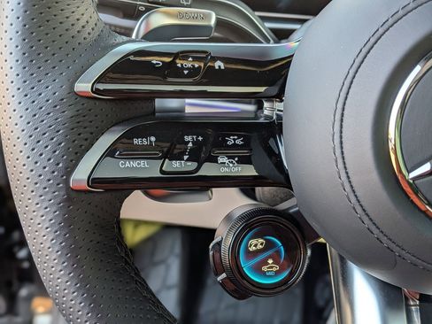 Certified 2025 Mercedes-Benz GLS 63 AMG 4MATIC image 15