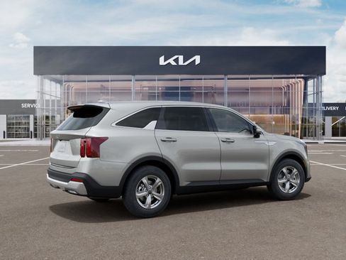 New 2026 Kia Sorento LX FWD image 6
