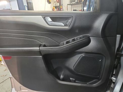 Used 2021 Ford Escape SEL FWD image 19