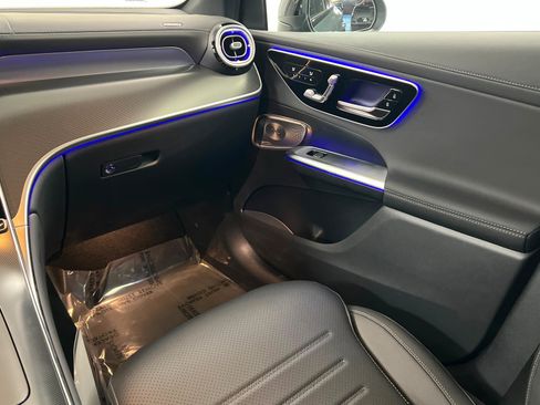 New 2026 Mercedes-Benz GLC 300 GLC 300 image 10