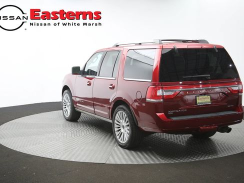 Used 2016 Lincoln Navigator Reserve AWD/4WD image 37