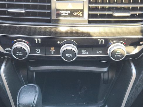 Used 2021 Honda Accord Sport Special Edition image 19