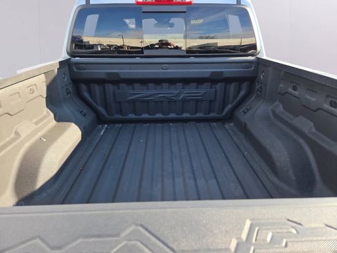 Certified 2024 Chevrolet Colorado ZR2 w/ Technology Package image 36