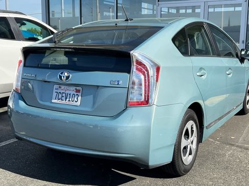 Used 2013 Toyota Prius Four image 4