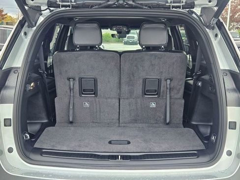 New 2025 Jeep Grand Cherokee L Limited w/ Trailer Tow Package AWD/4WD image 31