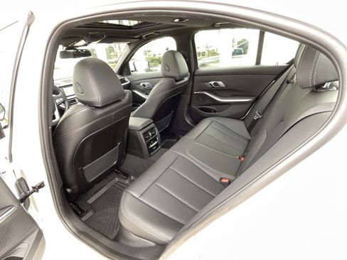 Certified 2022 BMW 330i Sedan w/ Premium Package 2 image 23