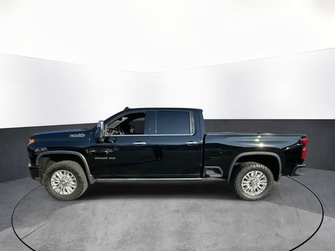 Used 2022 Chevrolet Silverado 2500 High Country w/ Safety Package II AWD/4WD image 4