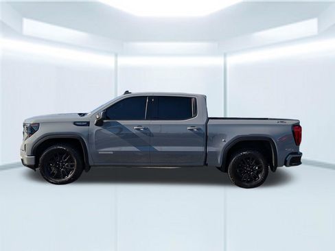 Used 2024 GMC Sierra 1500 Elevation image 2