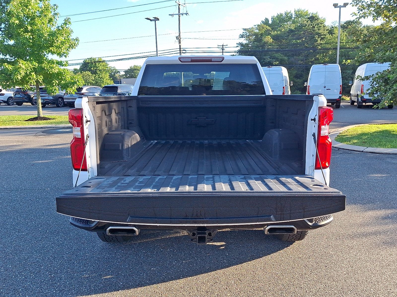Used 2019 Chevrolet Silverado 1500 Custom Trail Boss w/ Custom Convenience Package AWD/4WD image 27