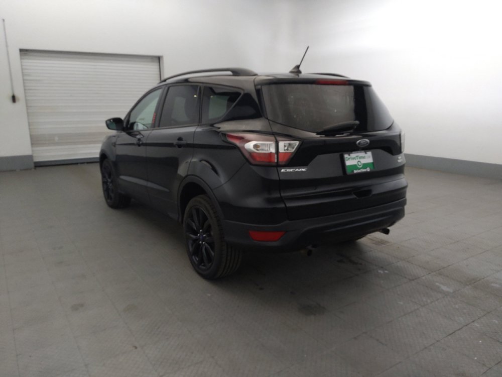 Used 2018 Ford Escape SE w/ SE Sport Appearance Package AWD/4WD image 5
