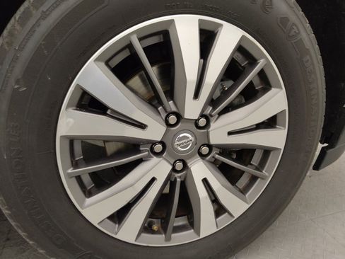 Used 2020 Nissan Pathfinder SV FWD image 31