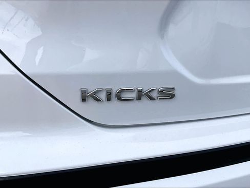 Used 2024 Nissan Kicks S FWD image 29