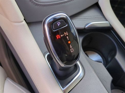 Certified 2018 Cadillac XT5 Luxury w/ Driver Awareness Package image 20