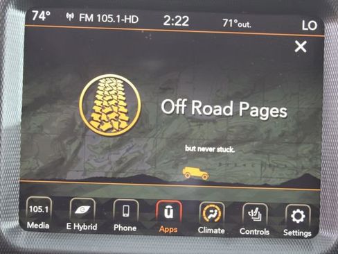 Used 2022 Jeep Wrangler Unlimited Sahara w/ Cold Weather Group image 35