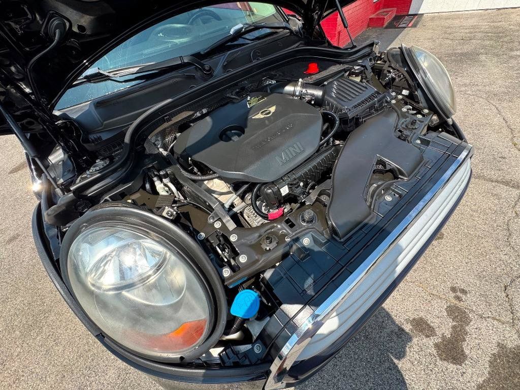 Used 2014 MINI Cooper 2-Door Hardtop FWD image 29
