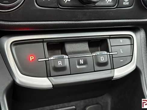 Certified 2024 GMC Terrain SLE w/ Driver Convenience Package image 25