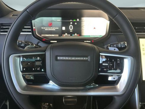 New 2026 Land Rover Range Rover Long Wheelbase SE AWD/4WD image 16