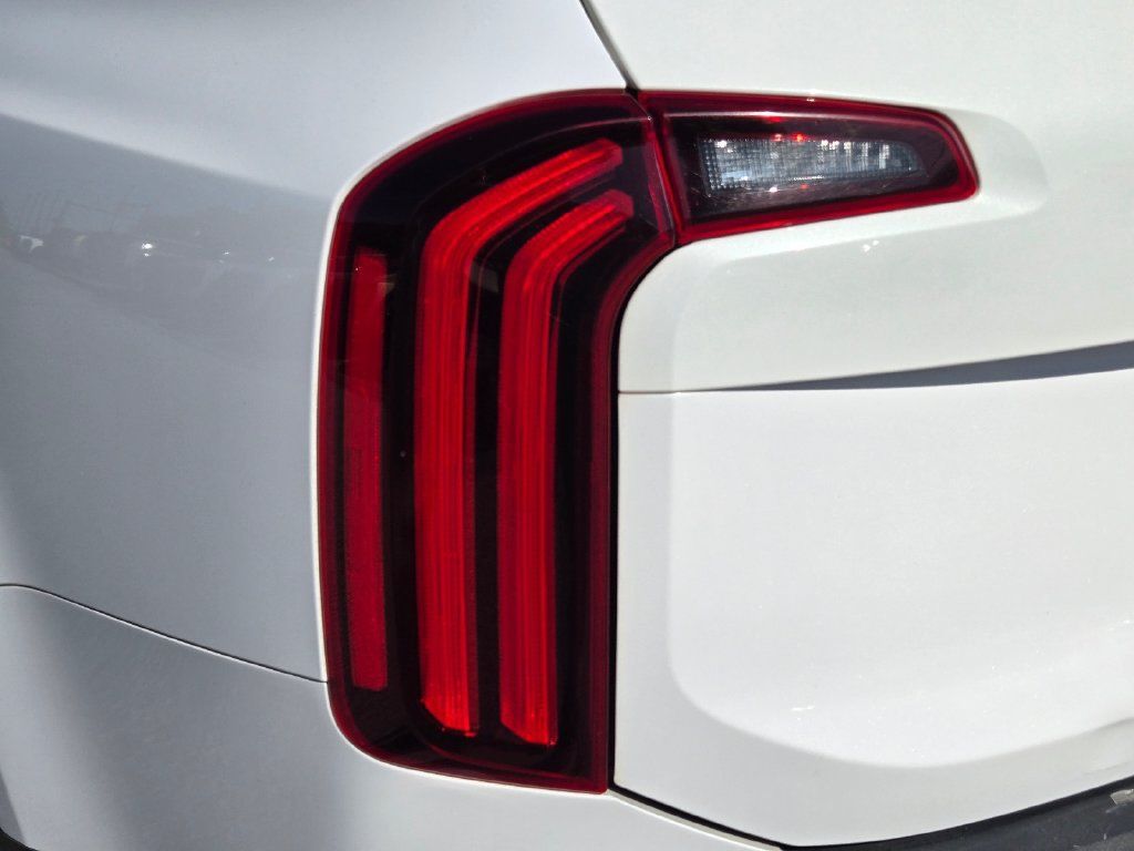 Used 2022 Kia Telluride SX FWD image 47