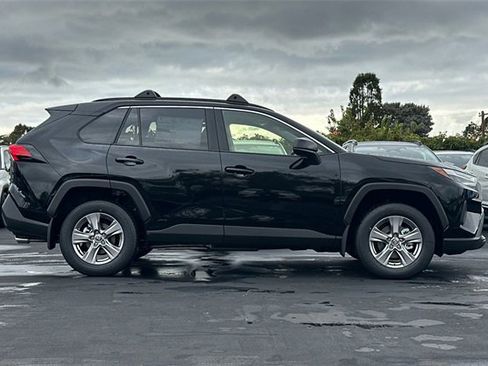 Used 2025 Toyota RAV4 LE image 4