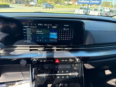 Certified 2024 Kia Carnival SX Prestige image 17