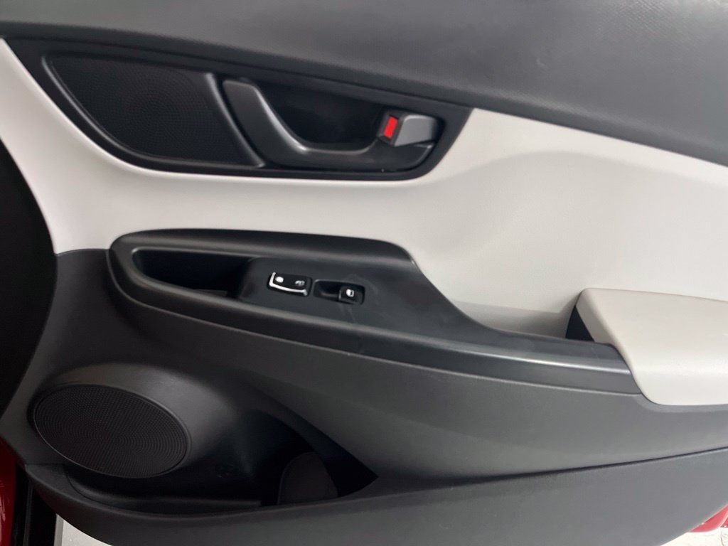 Used 2022 Hyundai Kona SEL w/ Cargo Package FWD image 54