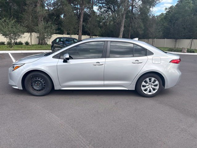Used 2024 Toyota Corolla LE FWD image 1