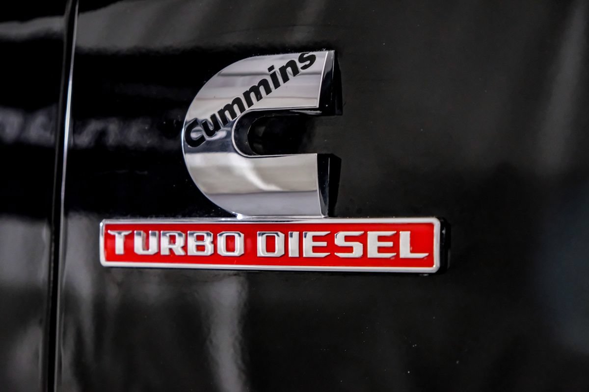 Used 2024 RAM 3500 Laramie w/ Towing Technology Group AWD/4WD image 45