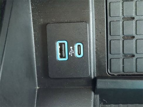 Used 2024 Ford Expedition Max XLT image 28