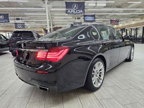 Used 2015 BMW 750i w/ M Sport Edition RWD image 6