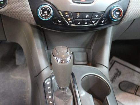 Used 2018 Chevrolet Cruze LT w/ Convenience Package FWD image 20