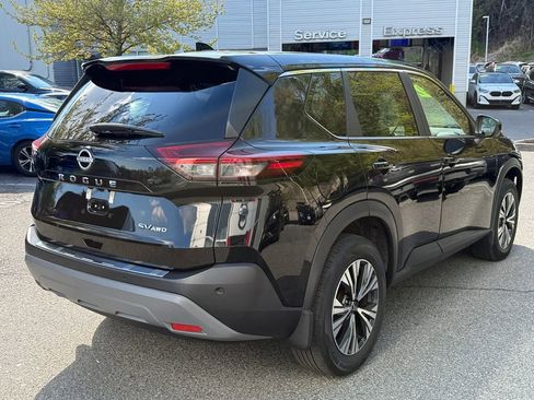 Used 2023 Nissan Rogue SV AWD/4WD image 6