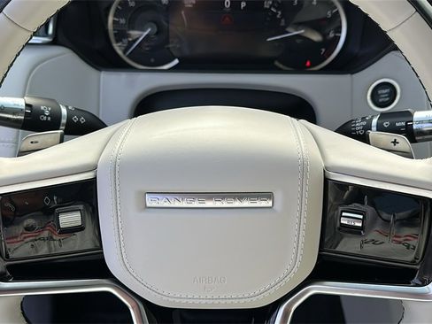 Used 2023 Land Rover Range Rover Velar R-Dynamic S image 12
