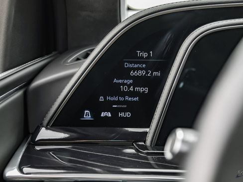 Used 2024 Cadillac Escalade ESV V AWD/4WD image 63