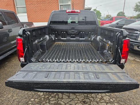 Used 2023 Chevrolet Colorado LT w/ LT Convenience Package AWD/4WD image 14