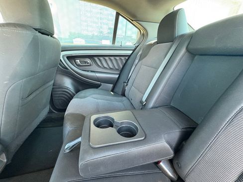 Used 2017 Ford Taurus SEL FWD image 19