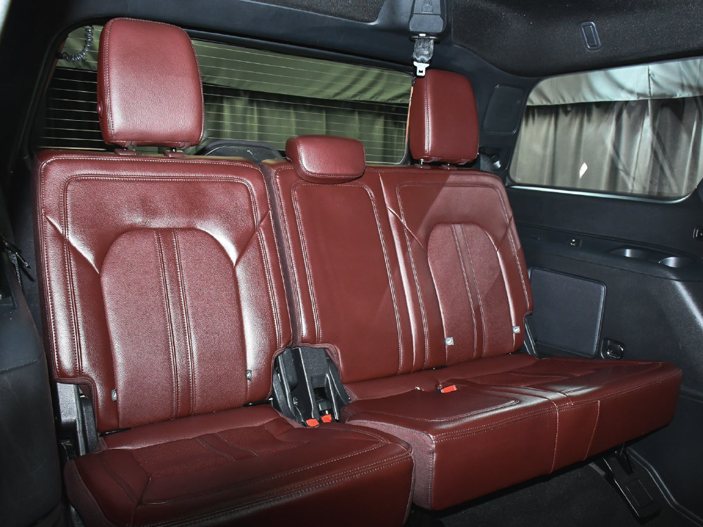 Used 2023 Ford Expedition Limited AWD/4WD image 60