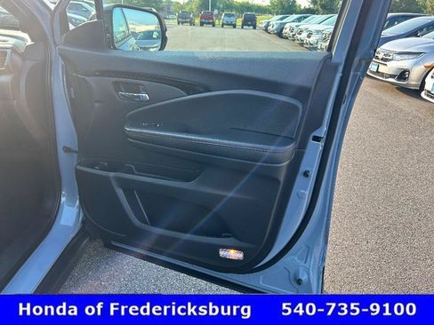 Used 2022 Honda Ridgeline Black Edition image 13